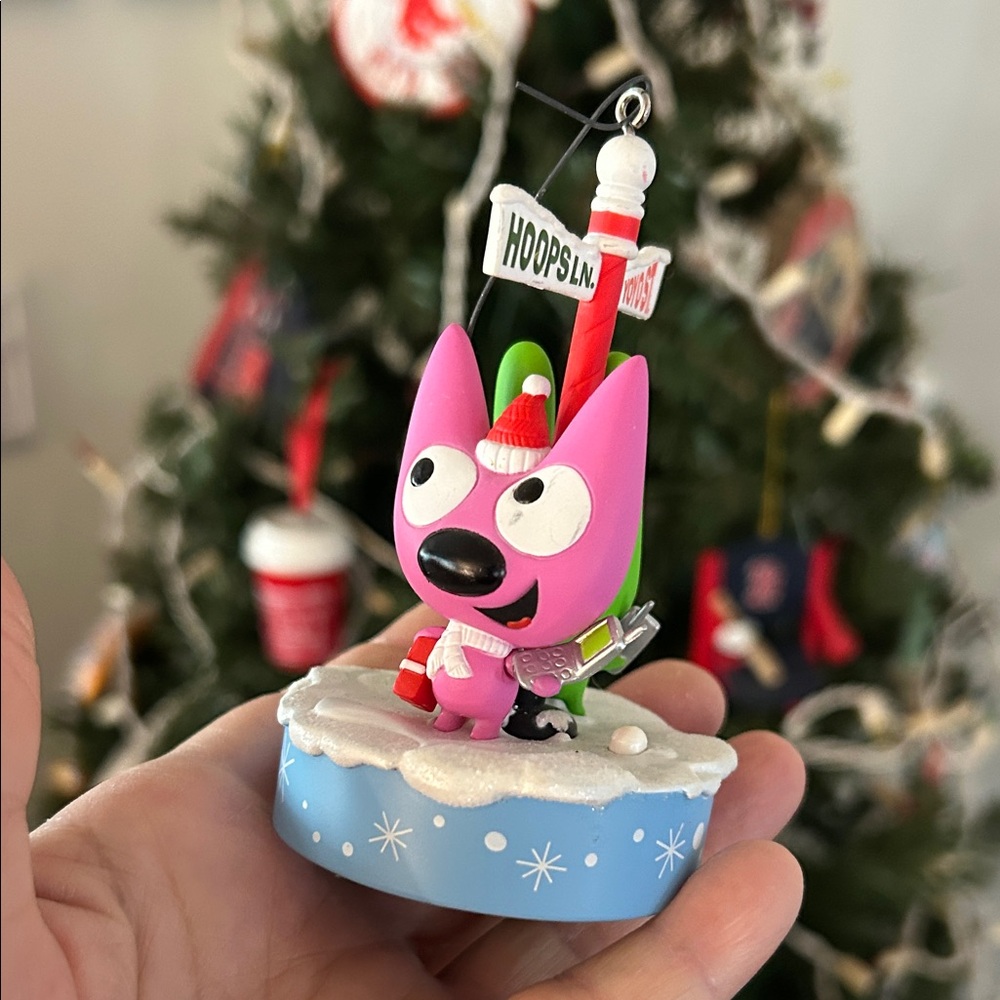 Hallmark Hoops & Yoyo Cell-ebrating Christmas ornament 2008